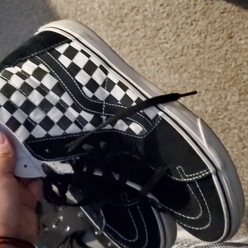 Men's Shoes - Picture 3 of 4